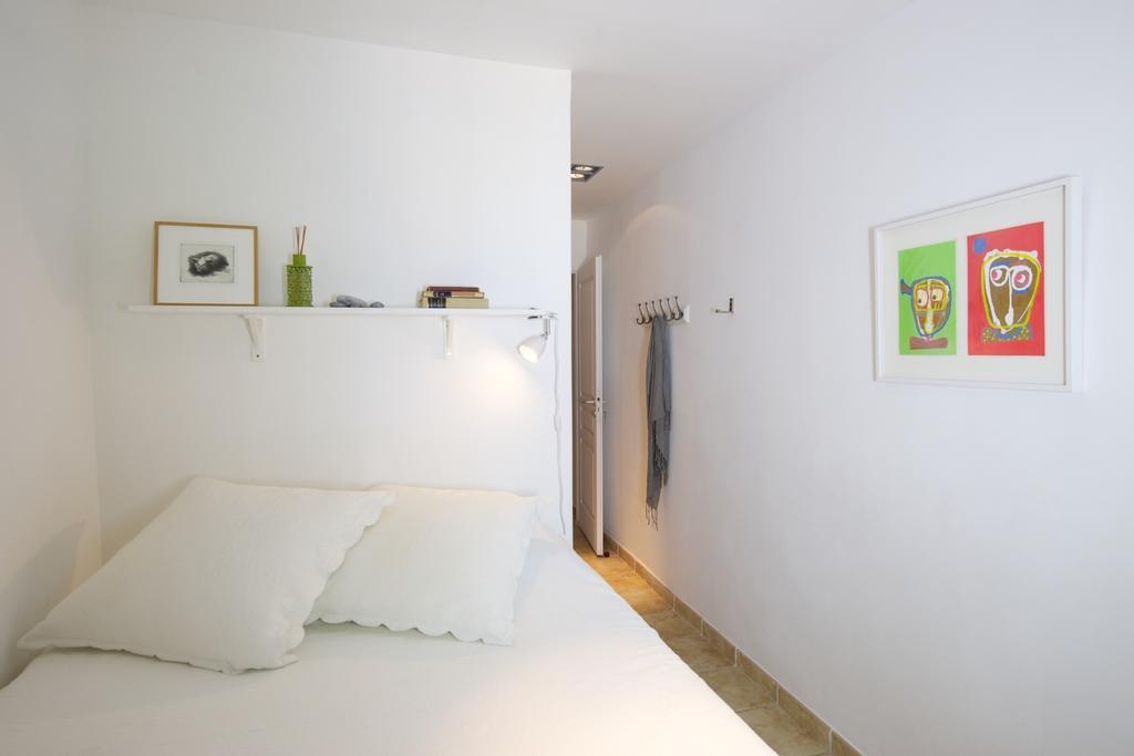 Rue Sade Bed & Breakfast Antibes Quarto foto